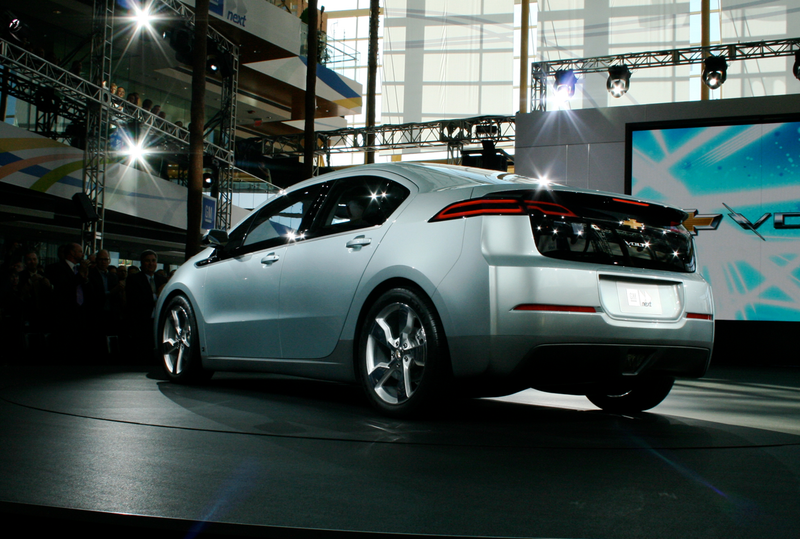 Illustration for article titled GM Requested Paramount Include Chevy Volt In Transformers Sequel "At Last Minute"